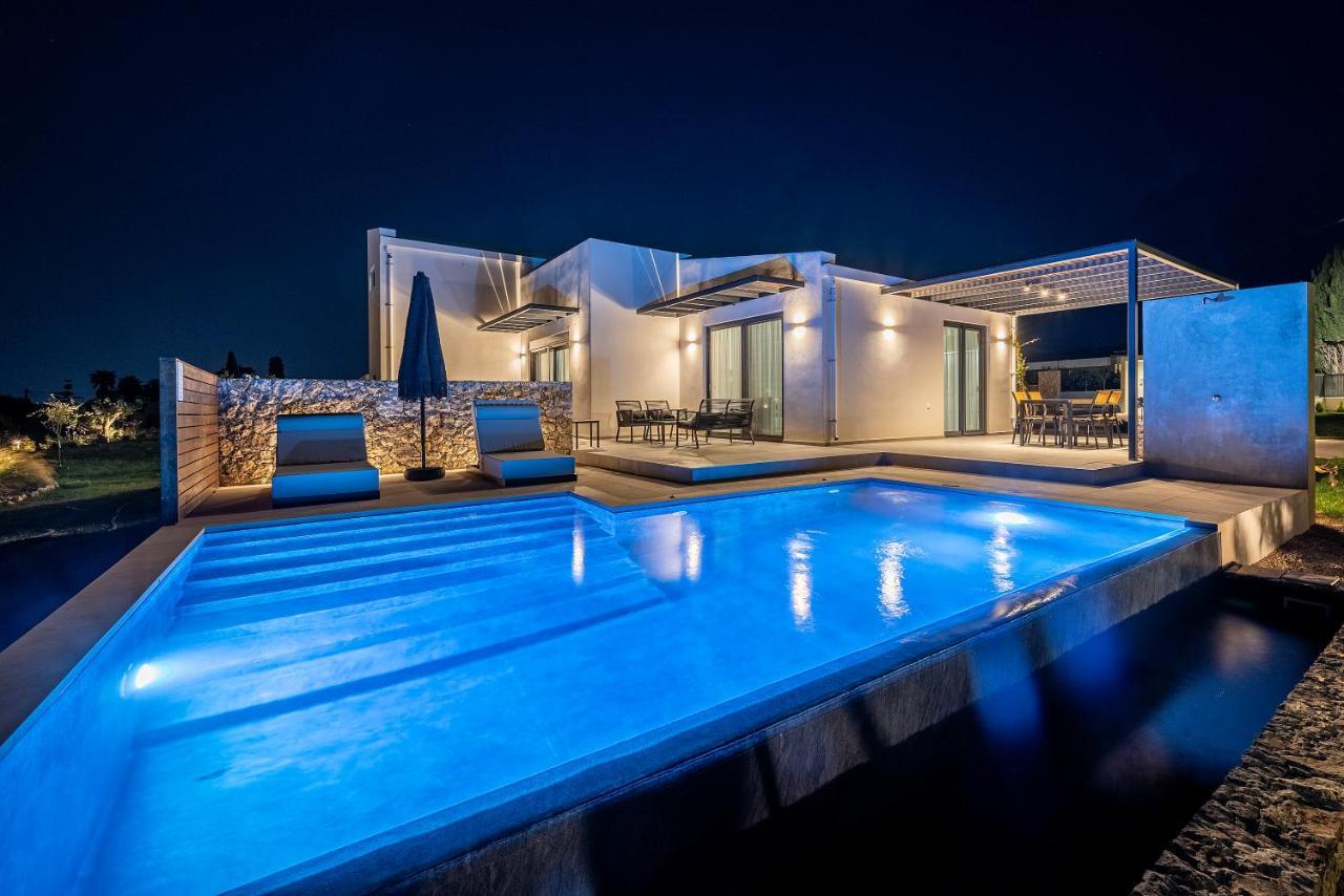 Campo Premium Stay Private Pool Villas Cos Exterior foto